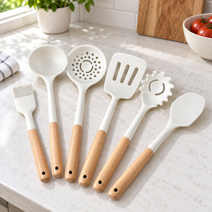 Set de 6 utensilios blancos con mangos de madera — P1
